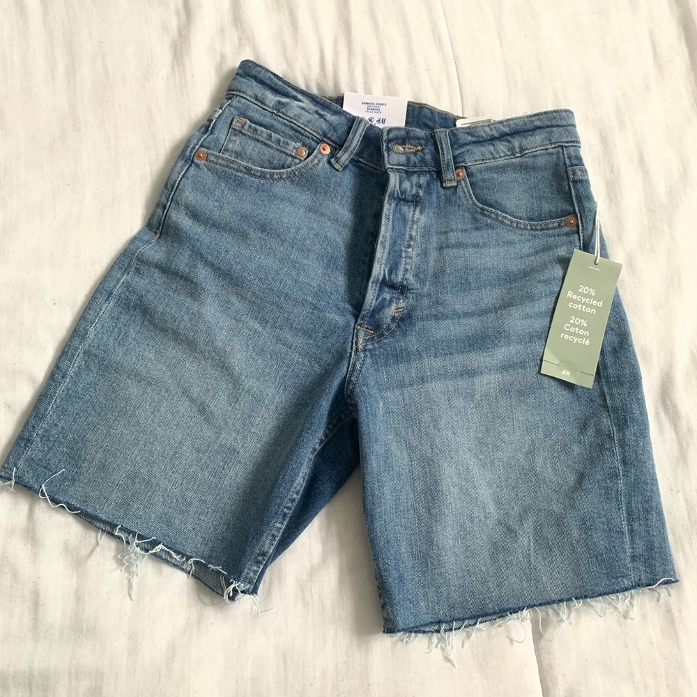 NWT BERMUDA DENIM SHORT